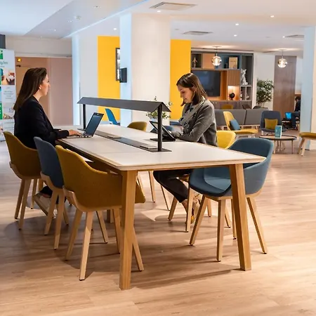 Lyon Vaise By Ihg 4*