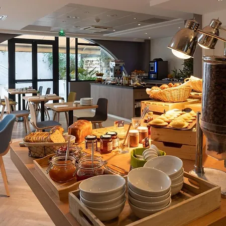 Hotel Lyon Vaise By Ihg 4*