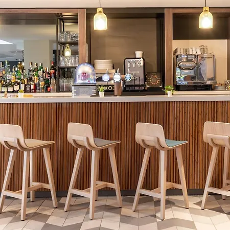 Hotel Lyon Vaise By Ihg Tassin-la-Demi-Lune