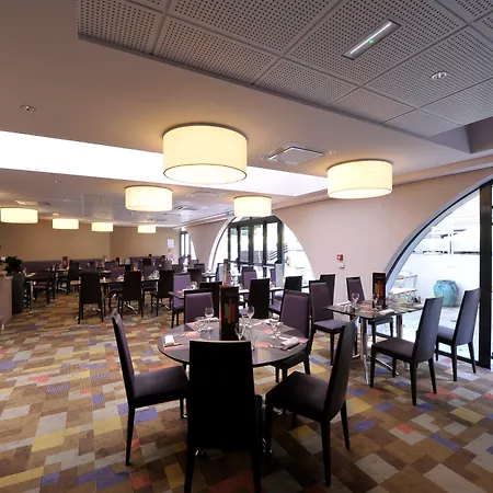 Lyon Vaise By Ihg 4* Tassin-la-Demi-Lune