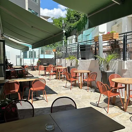 Lyon Vaise By Ihg 4*